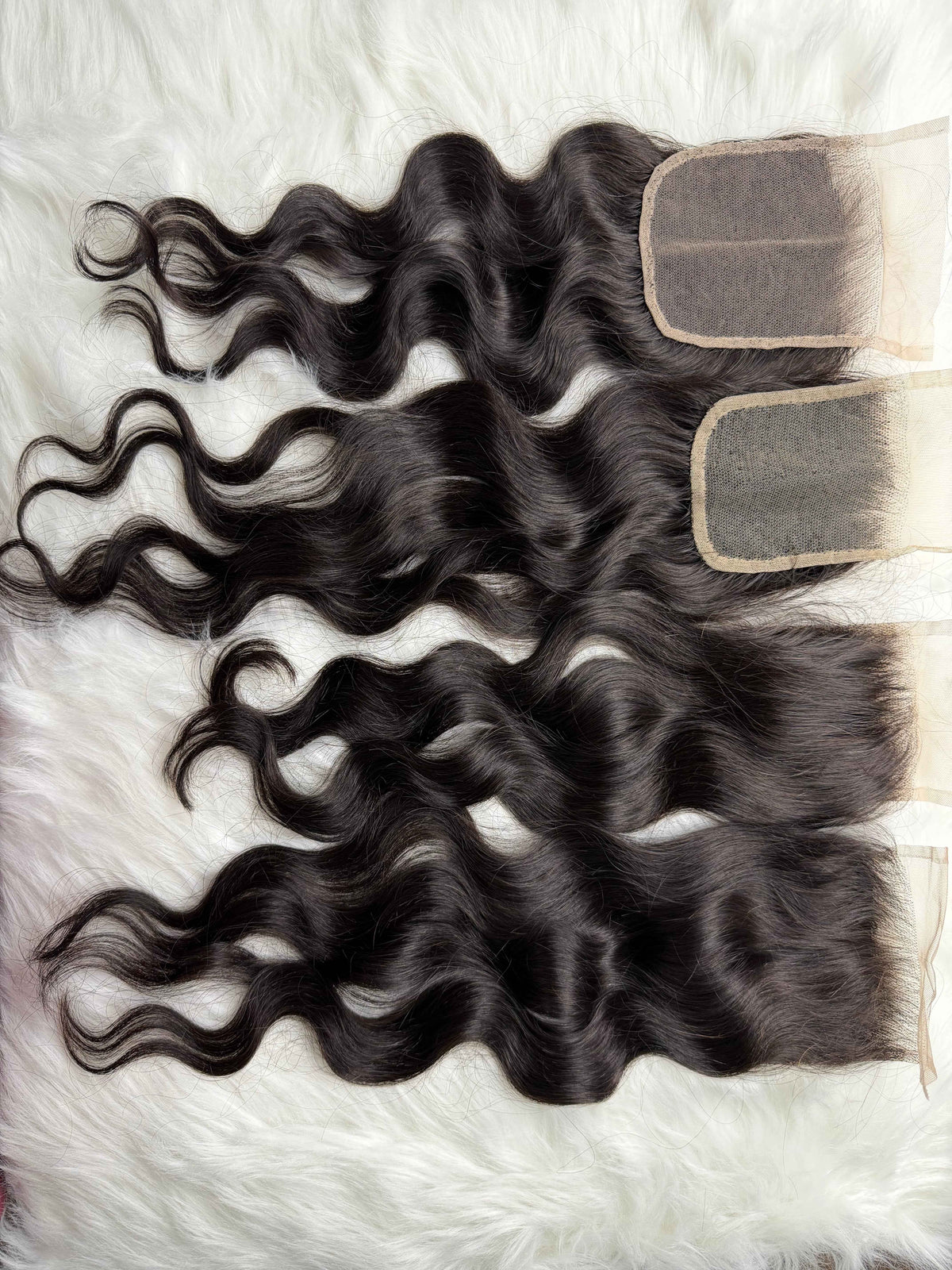 Wavy hair closure