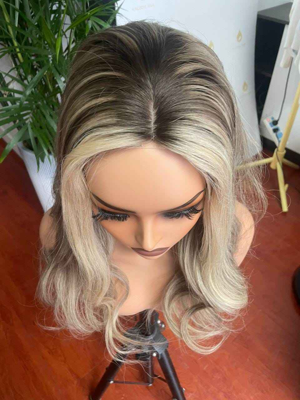 100% Raw Human Hair Blonde Lace Front Wig with Highlights – Glueless HD Lace Wig