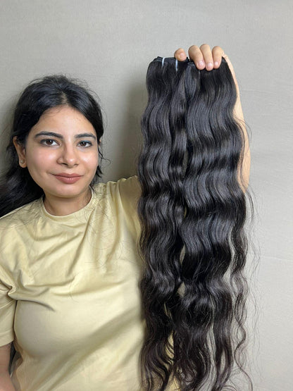 Virgin Wavy Human Hair Bundle: Natural Black/Brown, Ethically Sourced
