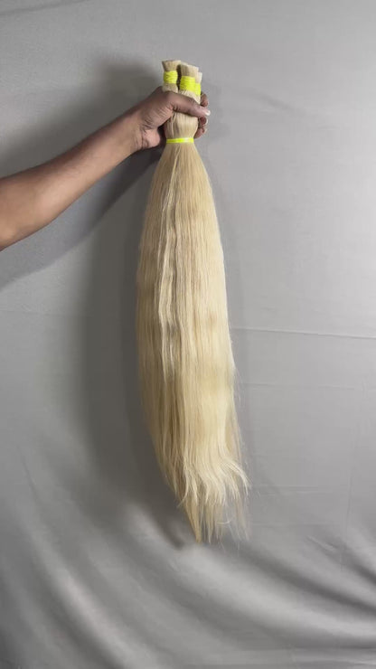 Faisceaux indiens de cheveux raides bruts